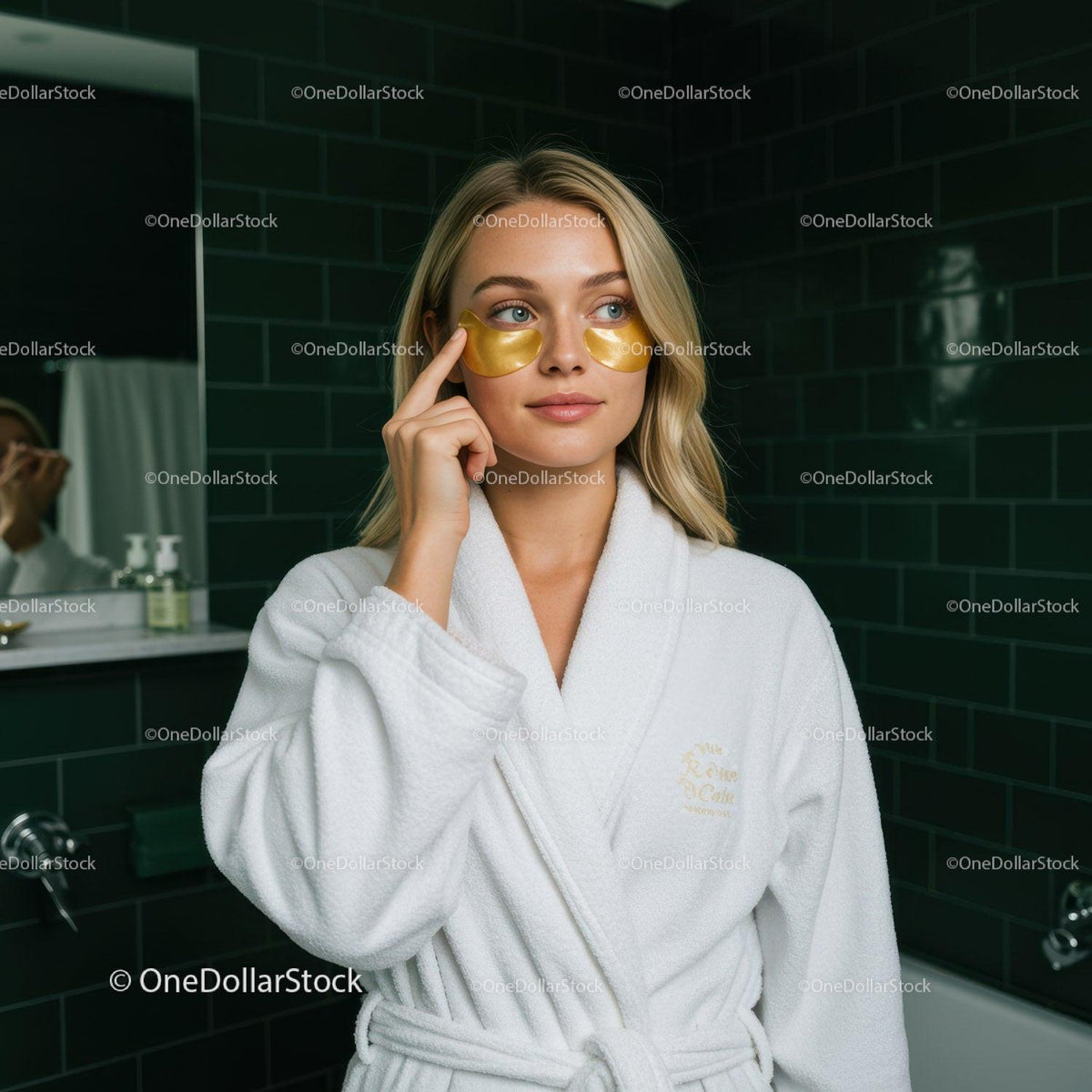 Relaxing Spa Day with Under Eye Gel Patches and Facial Care
