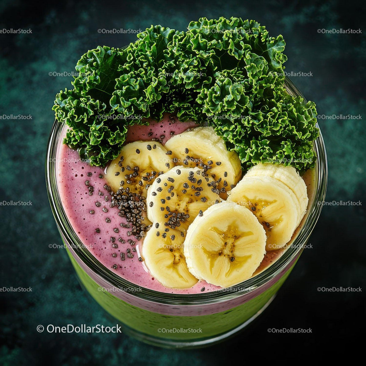 Vibrant Banana and Kale Fruit Smoothie with Chia Seeds