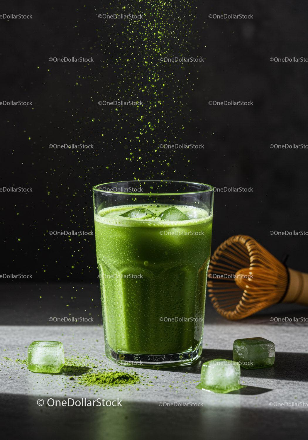 Refreshing Iced Matcha Latte with Powder Splash