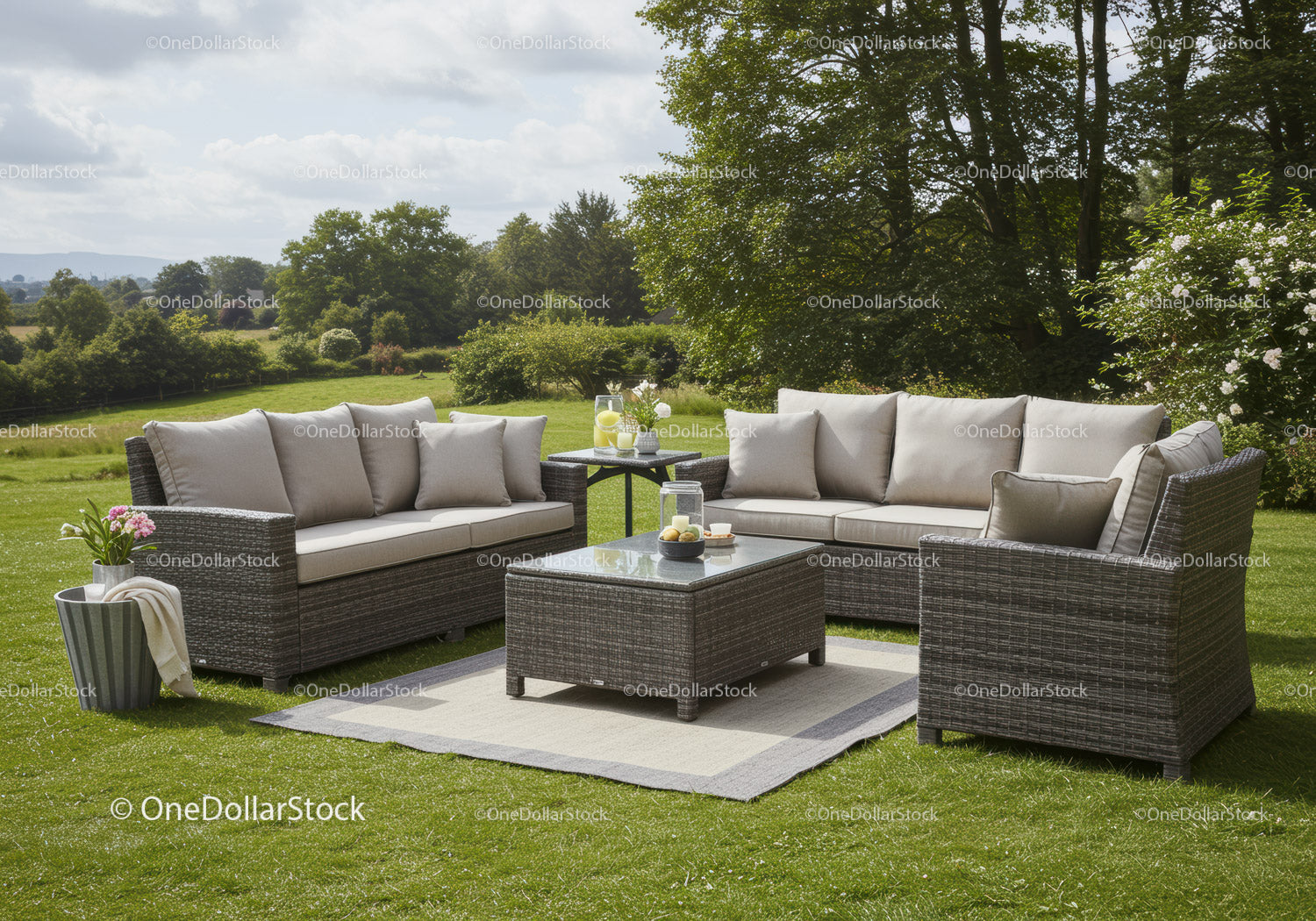 Elegant Garden Outdoor Sofa Set with Cushions and Coffee Table