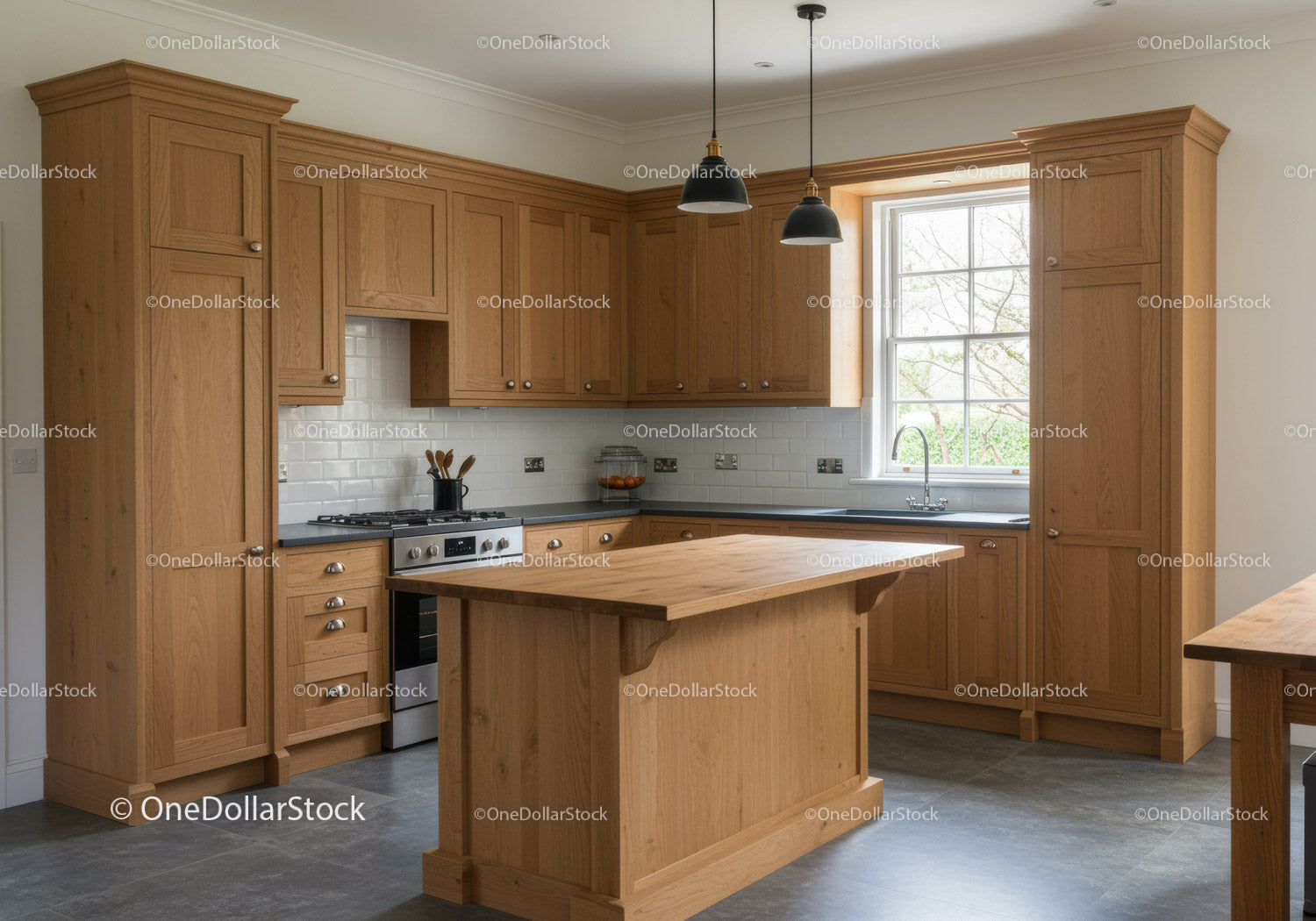 Modern Wooden Kitchen with Natural Cabinets and Breakfast Island