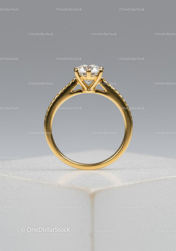 Elegant Gold Engagement Ring with Sparkling Diamond Solitaire
