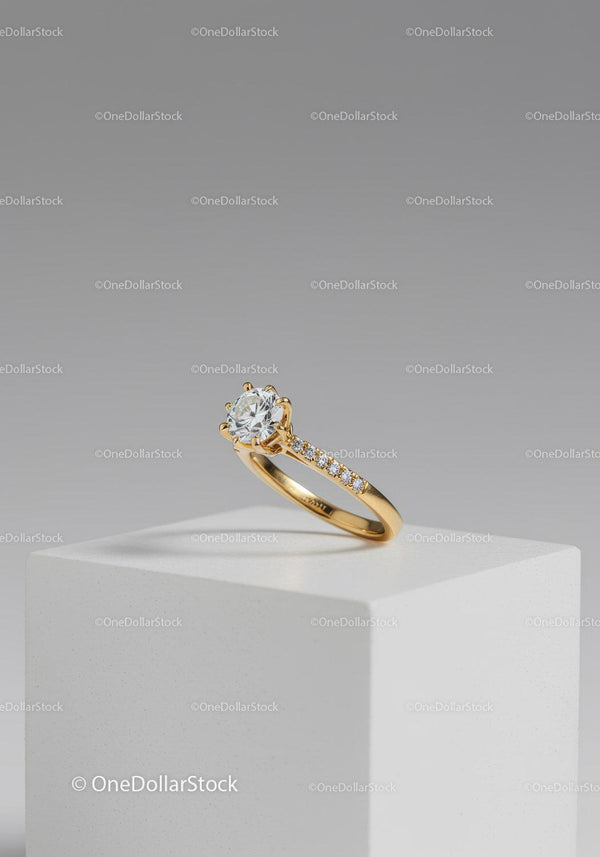Elegant Diamond Engagement Ring in Gold with Sparkling Gemstone