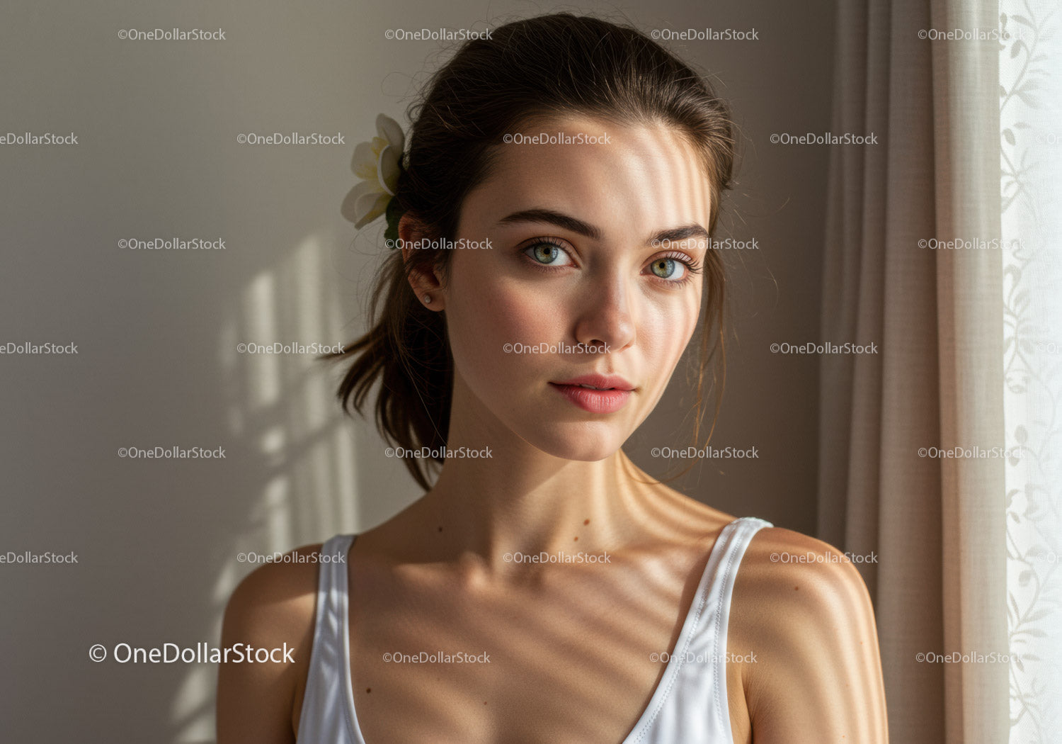 Elegancka młoda kobieta w naturalnym świetle z miękkimi cieniami