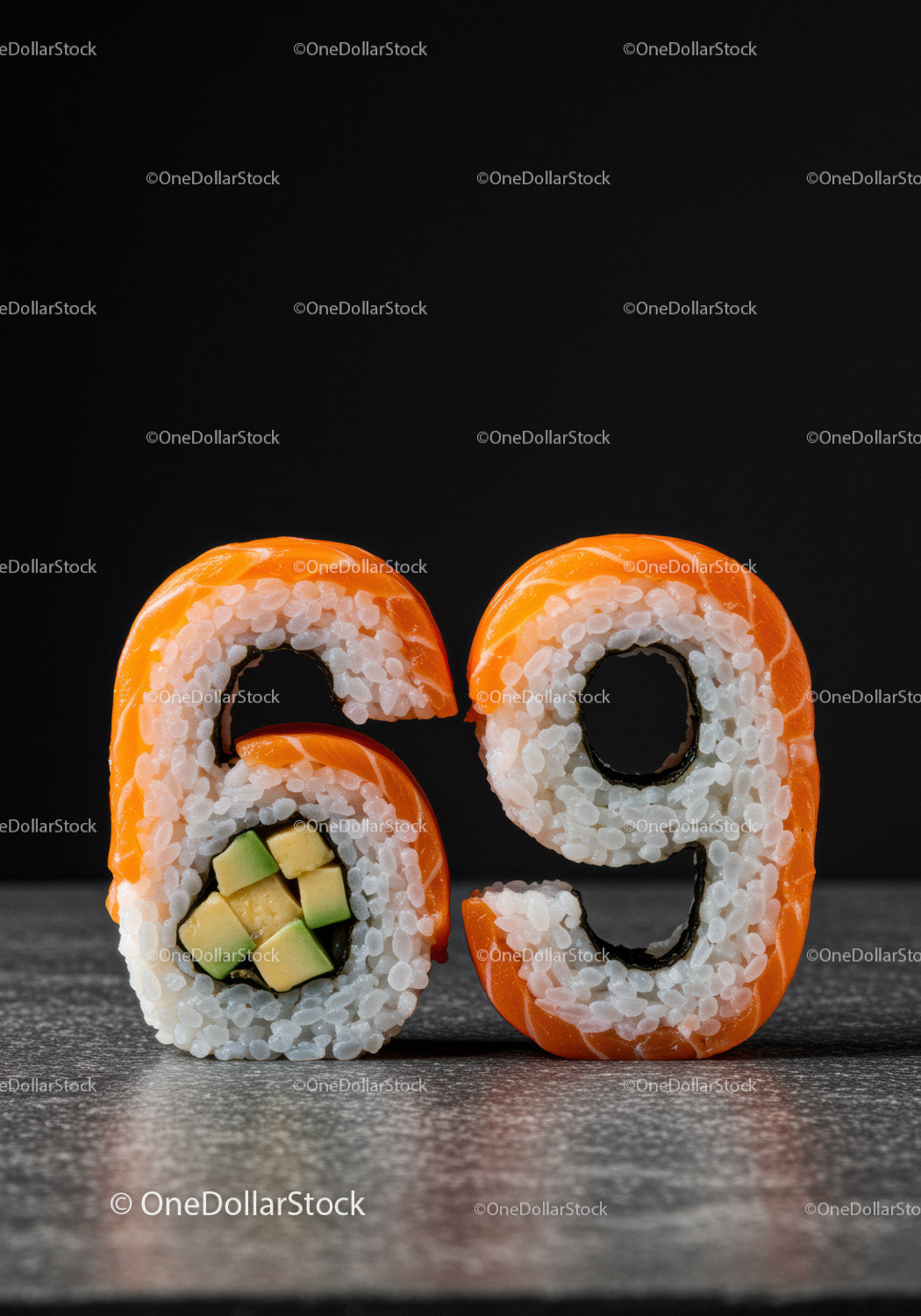 Rolki sushi w kształcie cyfry sześćdziesiąt dziewięć na czarnym tle