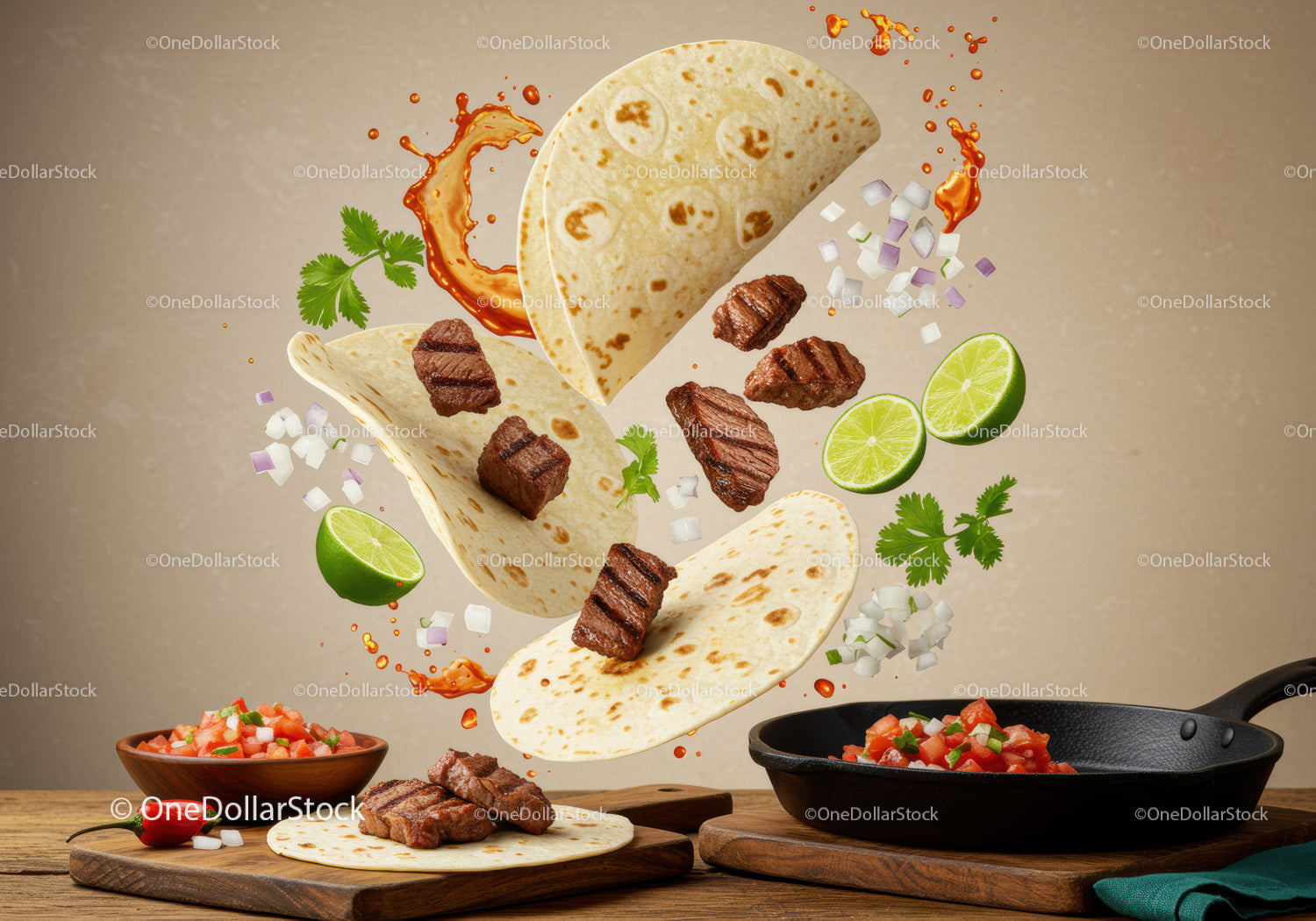 Latające grillowane tacos ze stekiem, świeżą salsą i limonką