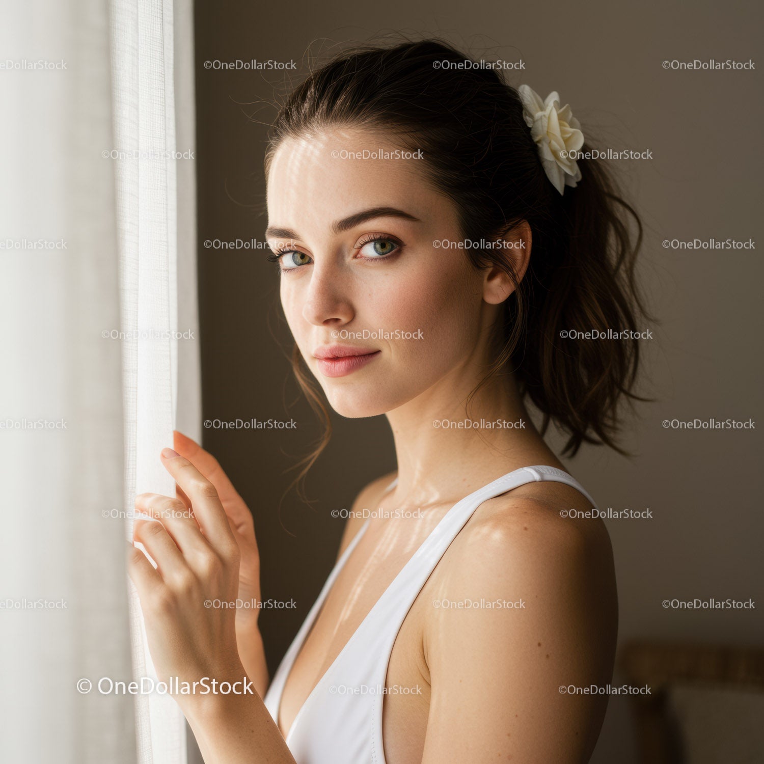 Elegant Portrait of a Young Woman with Natural Light and Soft Focus