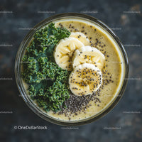 Healthy Green Smoothie with Banana and Chia Seeds