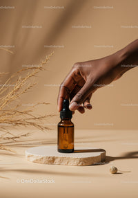 Elegant Amber Glass Dropper Bottle for Essential Oils Skincare
