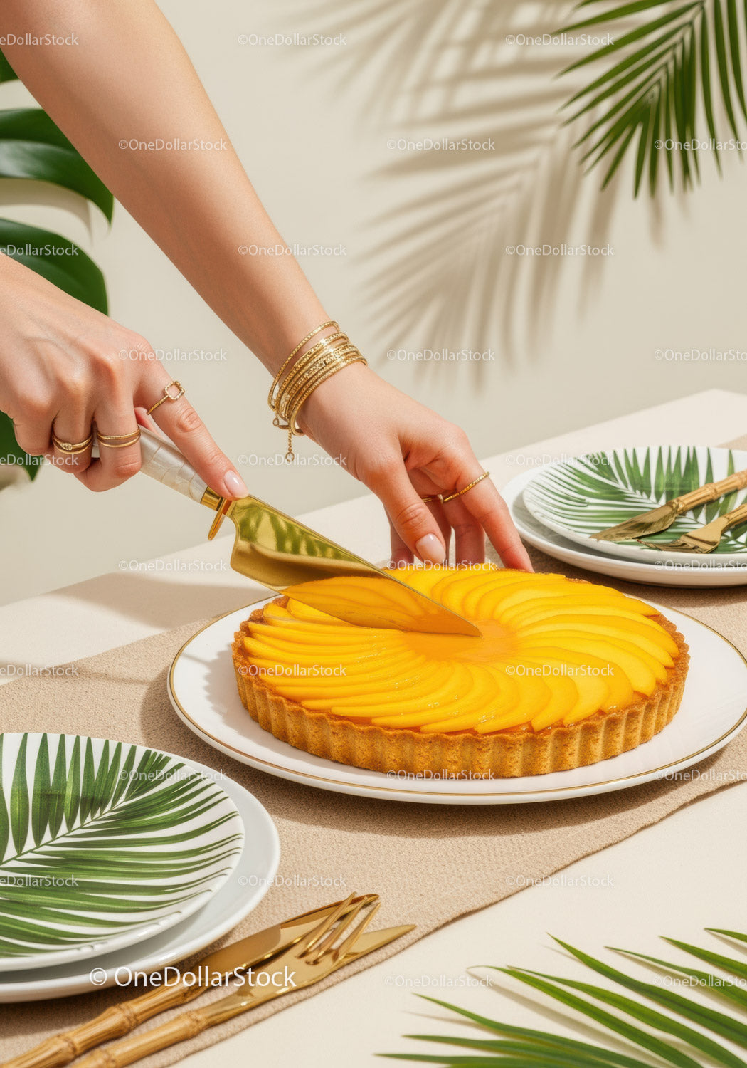 Elegant Peach Tart with Sliced Fresh Peaches and Golden Crust