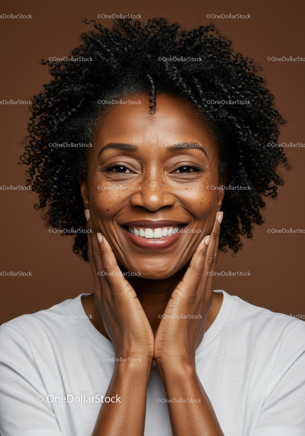 Confident Smiling Woman with Natural Black Curly Hair for Wellness and Beauty
