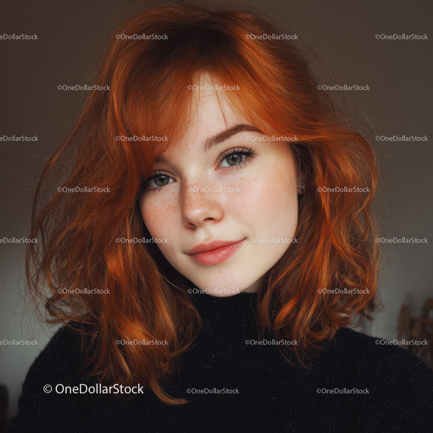 Portret kobiety z rudymi kręconymi włosami i niebieskimi oczami