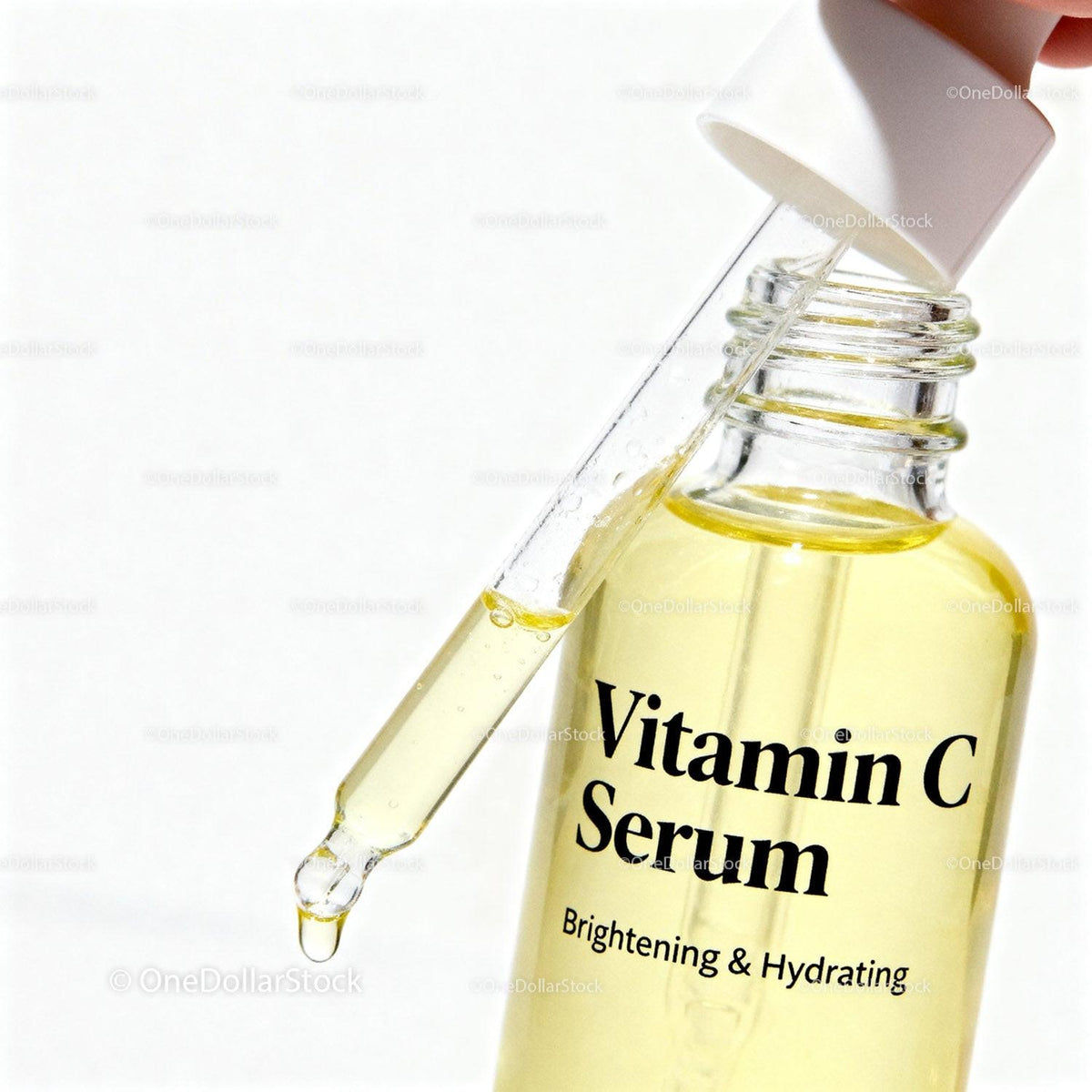 Glass Dropper Bottle with Vitamin C Serum for Skin Care