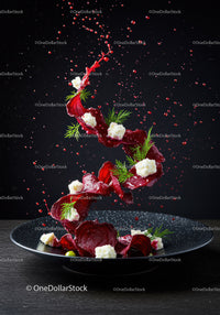 Beetroot Chips with Cottage Cheese and Dill Splash