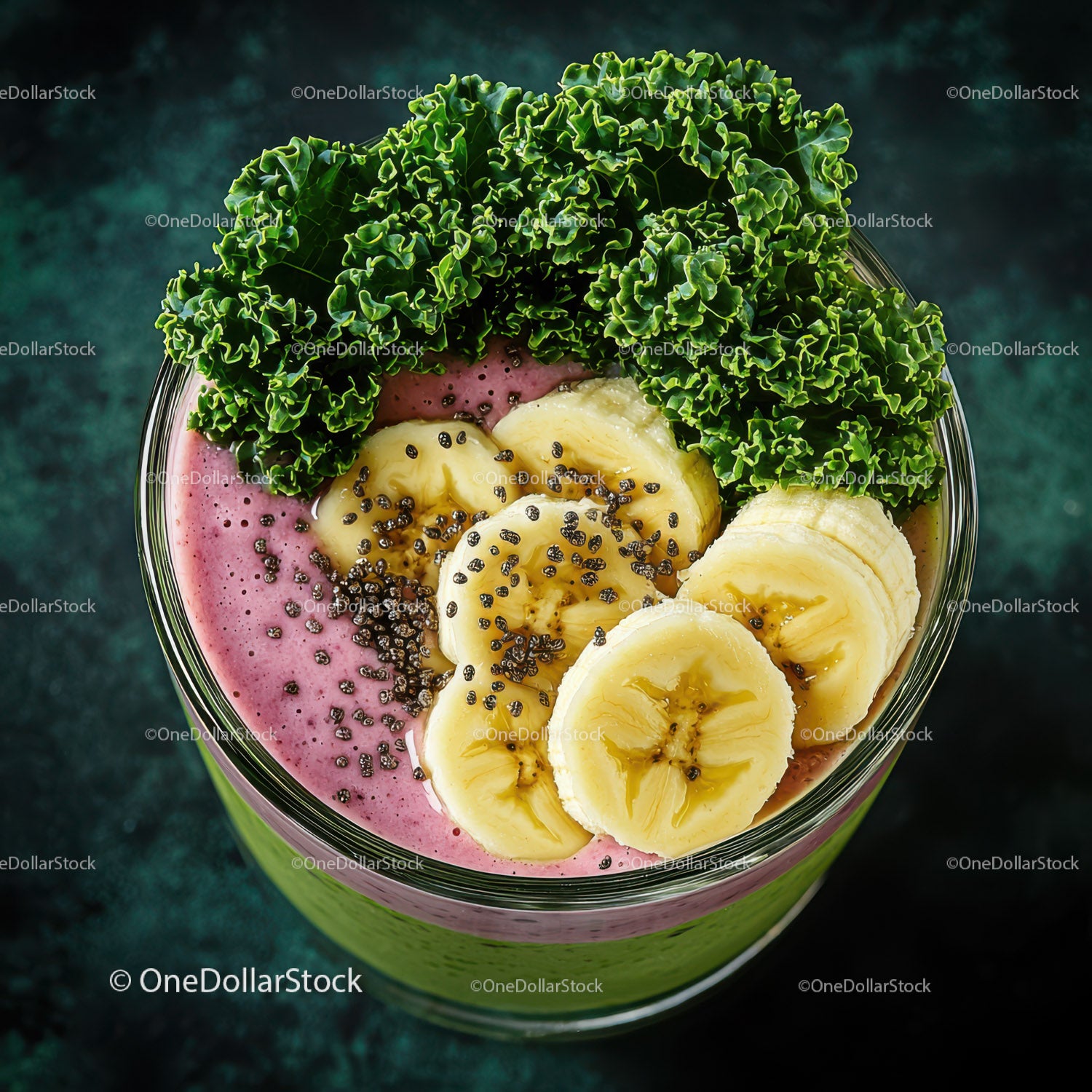 Vibrant Banana and Kale Fruit Smoothie with Chia Seeds