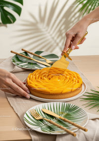 Mango Tart with Sliced Mango and Tropical Decor for Summer Celebrations
