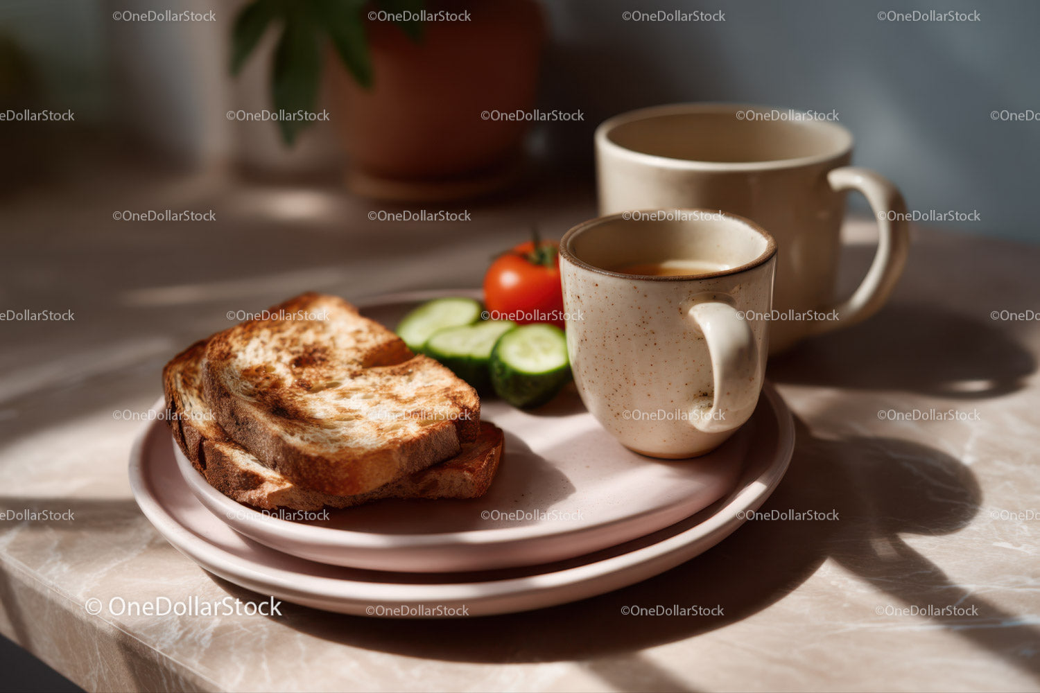 Świeży tost z ogórkiem i pomidorem w przytulnej porannej atmosferze