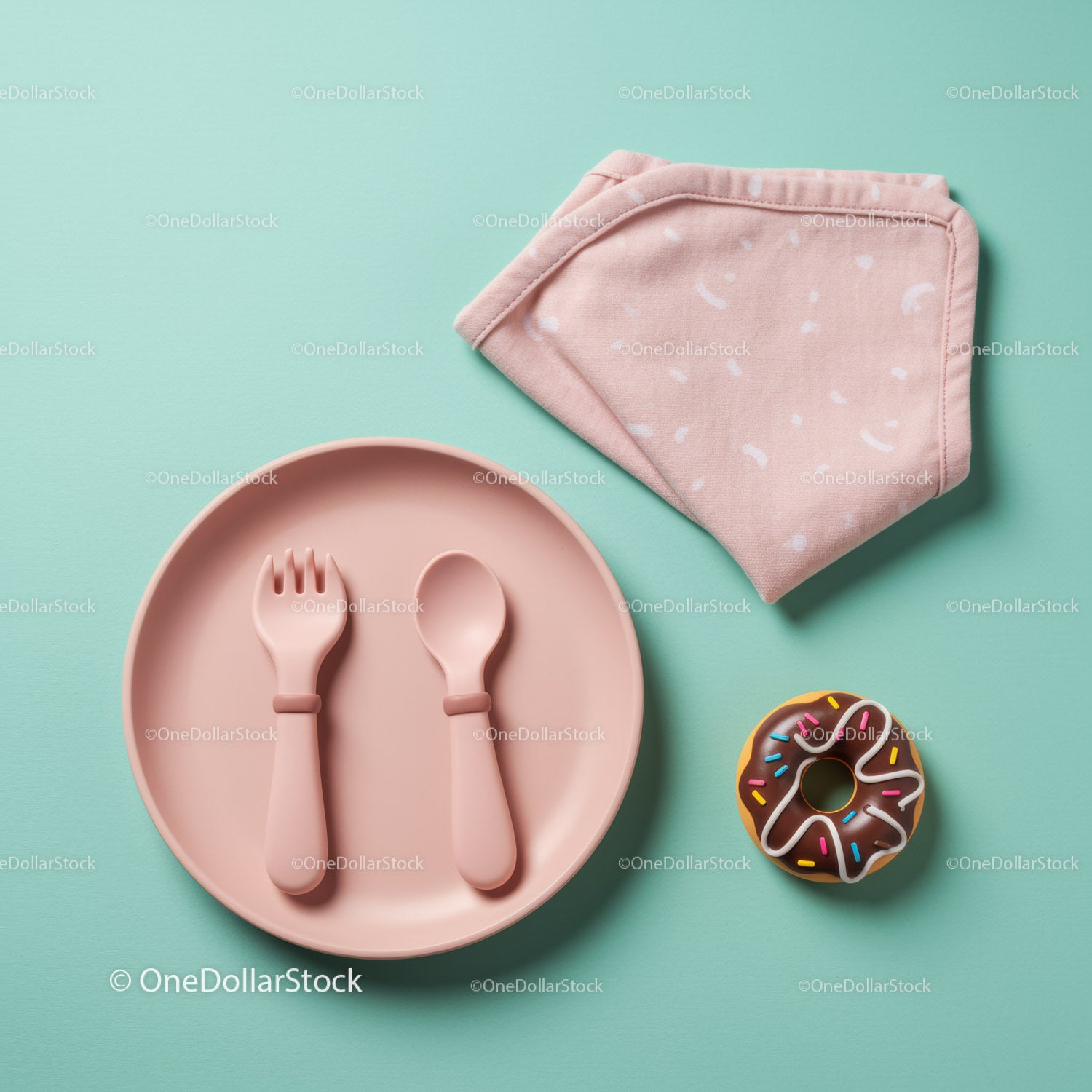 Pastel Kids Tableware with Donut and Cloth Napkin