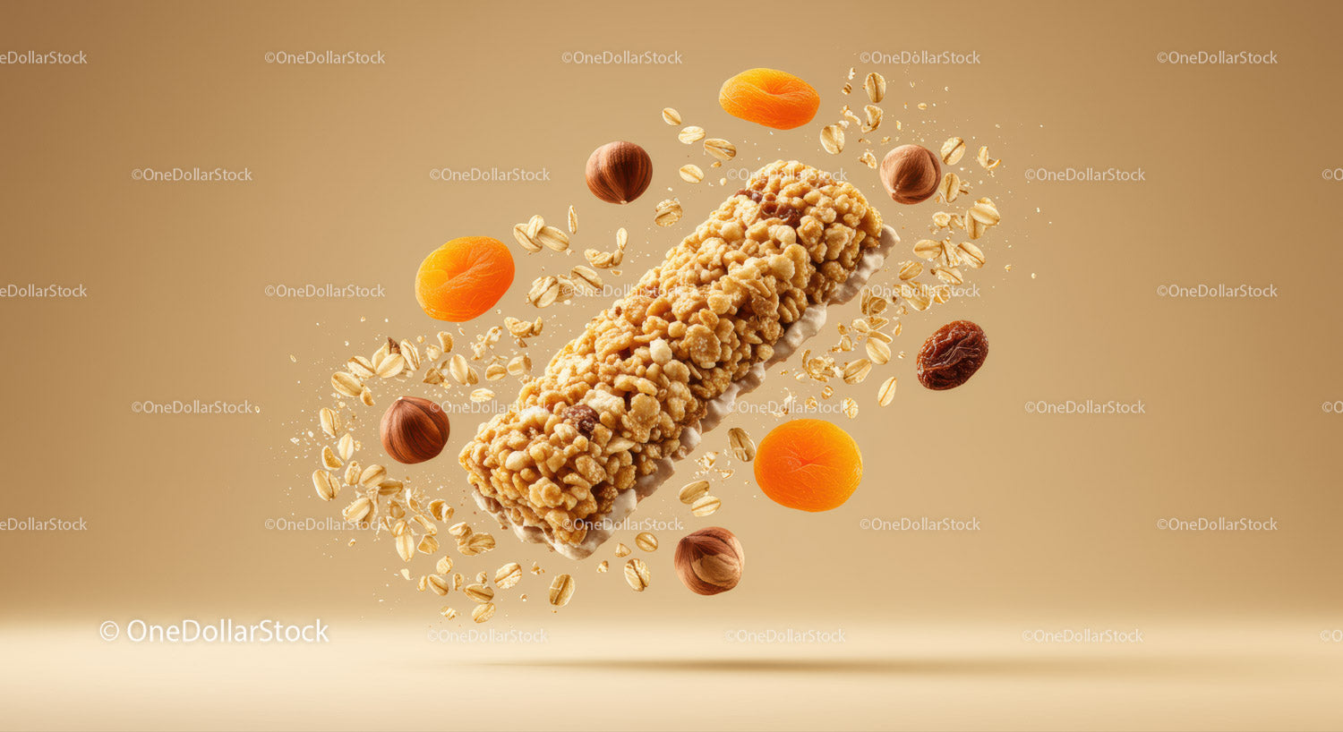 Chrupiący batonik granola z orzechami i suszonymi morelami pływającymi w wodzie