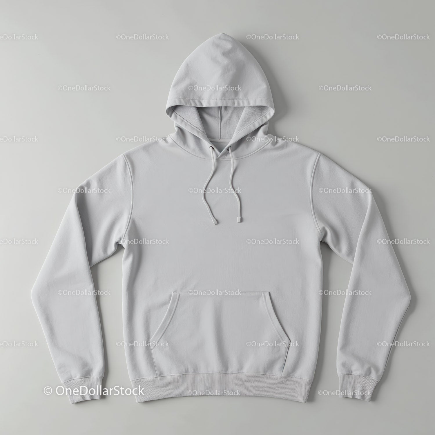 Minimalistyczna biała bluza z kapturem położona płasko na neutralnym tle