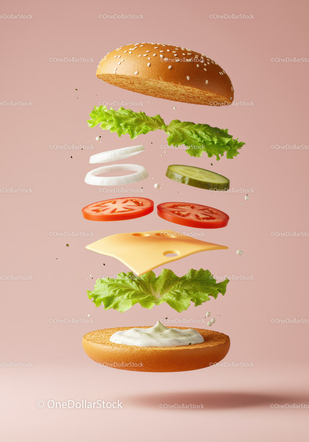 Zdekonstruowane składniki cheeseburgera unoszące się na różowym tle