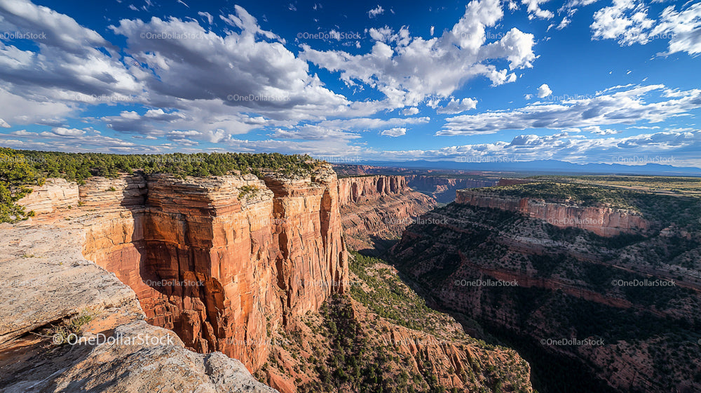 Majestic Red Rock Canyon Under a Clear Blue Sky