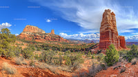 Majestic Red Rock Formations in Sedona under Blue Sky
