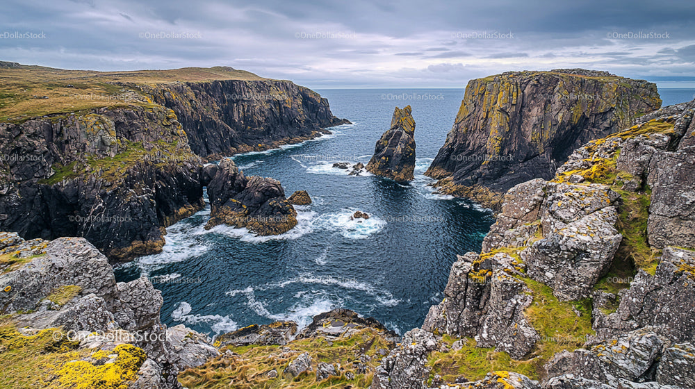 Rugged Sea Cliffs and Ocean Waves on Scenic Coastline