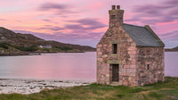 Charming Stone Cottage by Tranquil Pink Sunset Lake