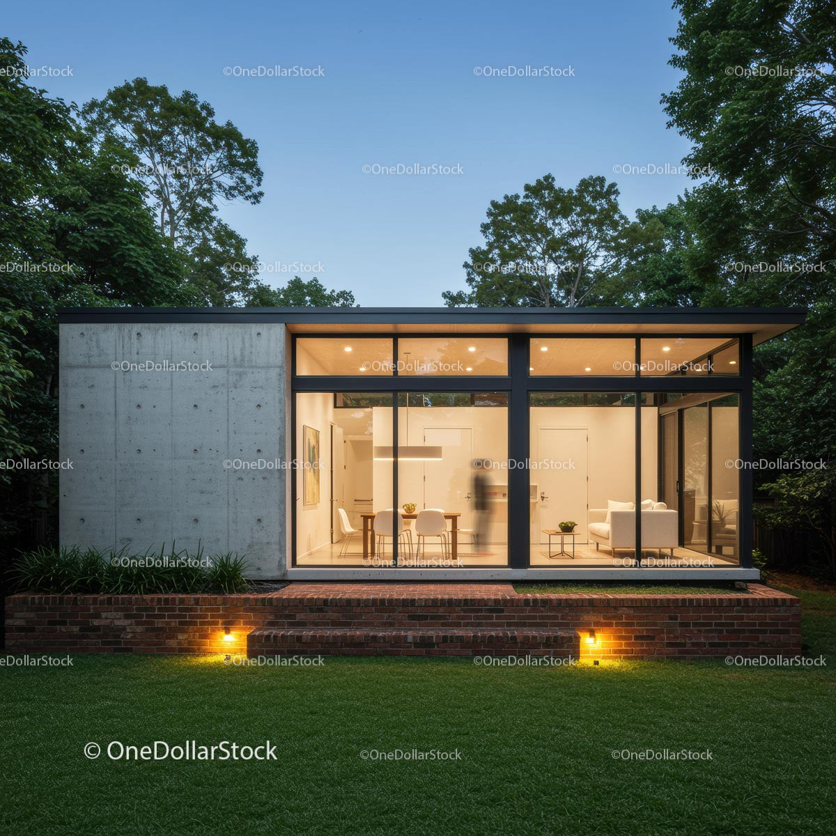Modern Glass House in Serene Green Setting