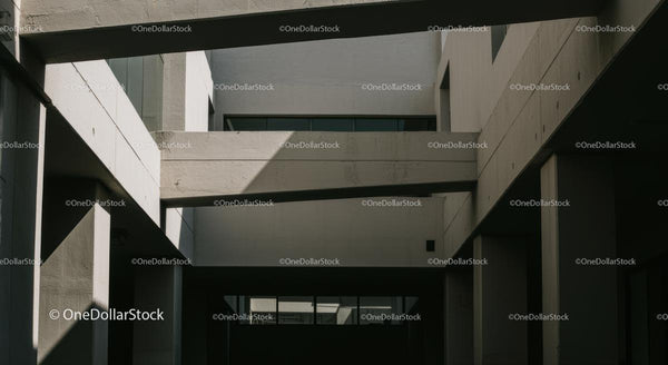 Geometryczne Konstrukcje Betonowe we Współczesnej Architekturze