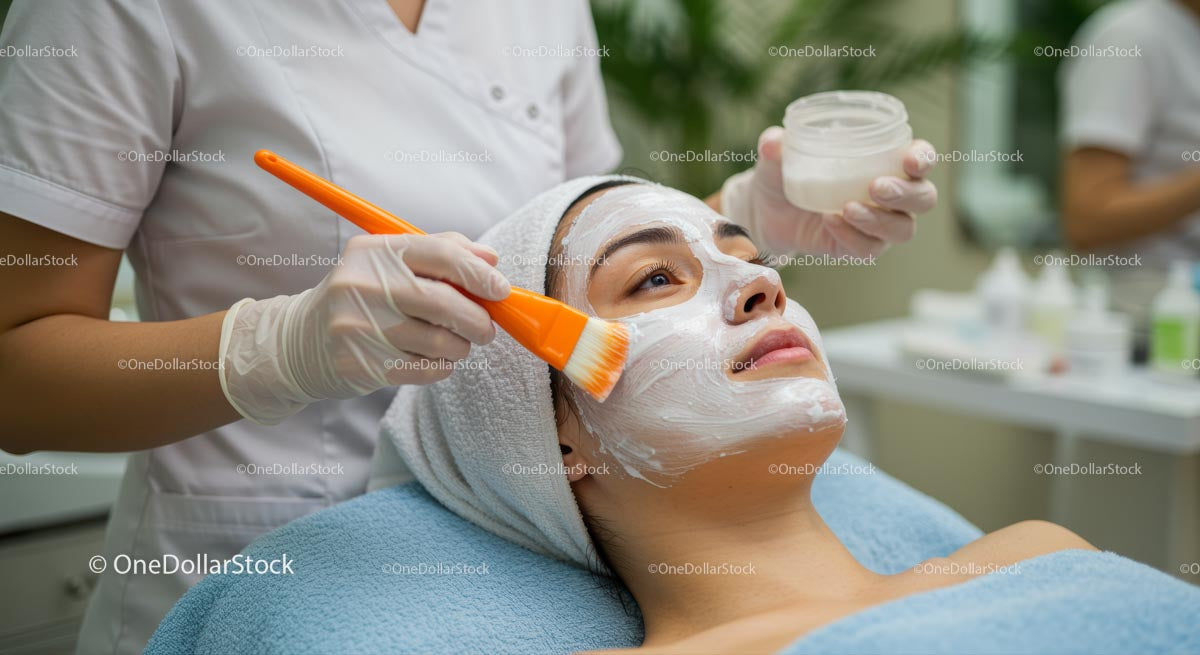 Spa Facial Treatment with Rejuvenating Face Mask