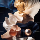 Elegant Flowing Fabrics with Artistic Curves