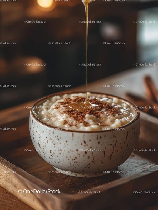Warm Porridge with Cinnamon and Honey Drizzle