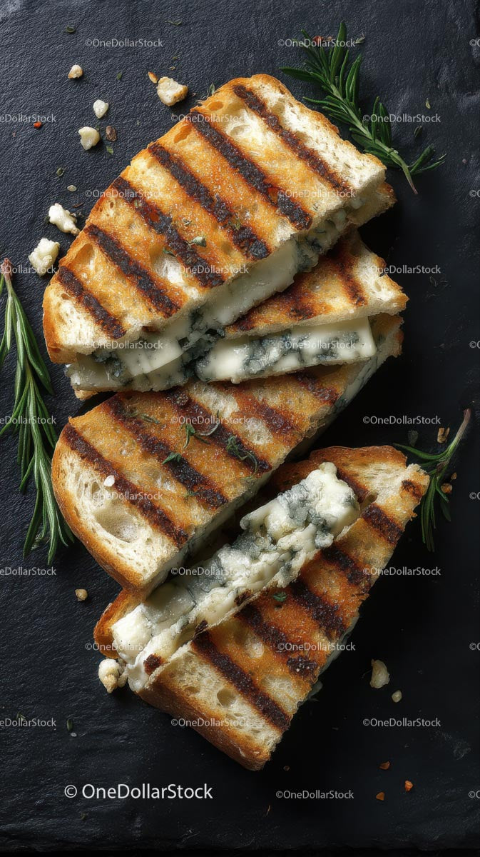 Grilled Sandwich with Gorgonzola Cheese and Rosemary