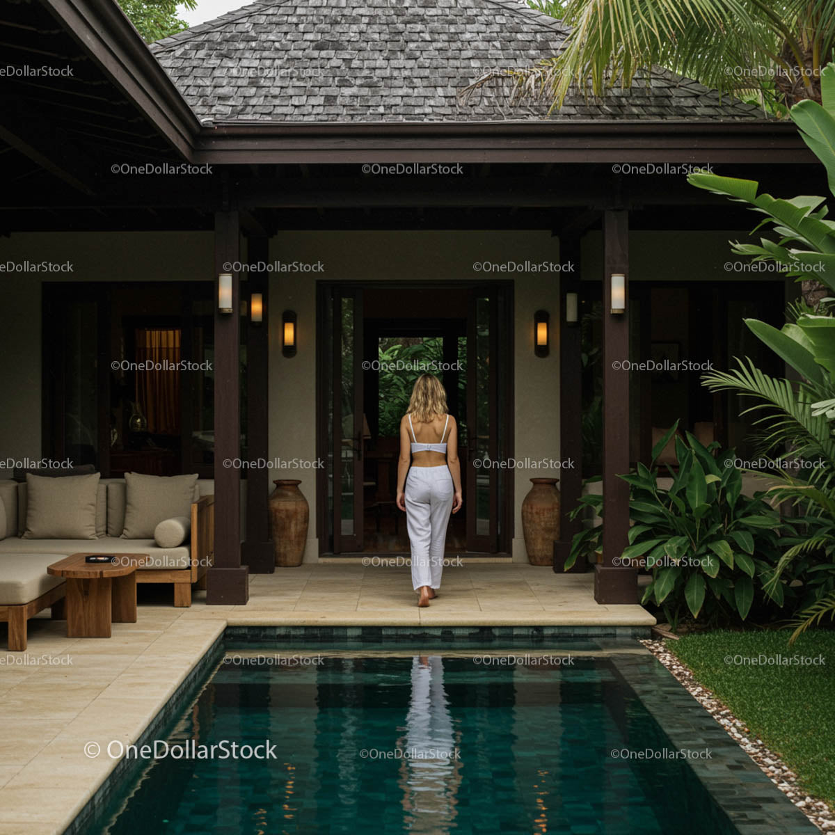 Luxury Villa with Pool and Lush Tropical Garden