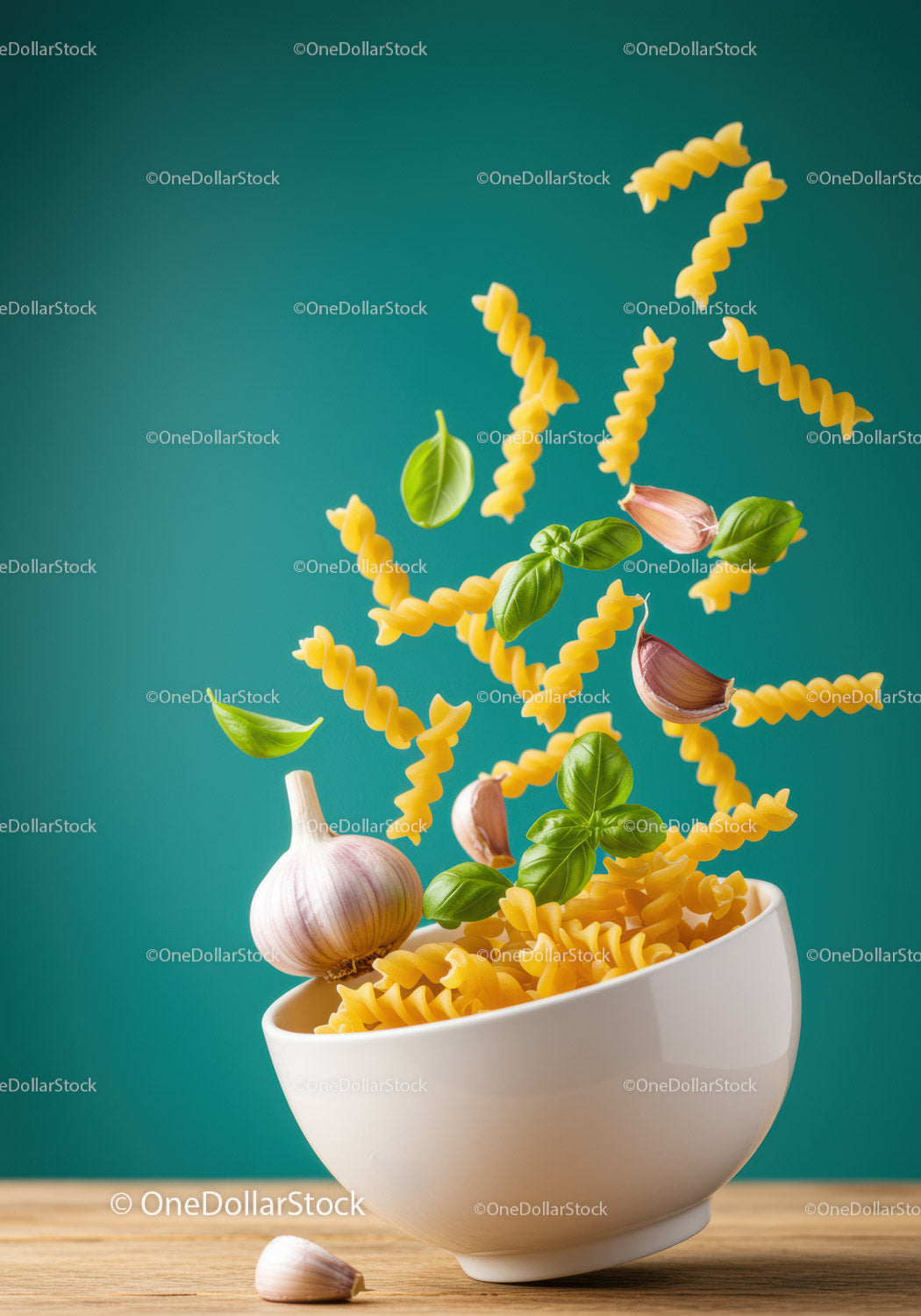 Latający makaron Fusilli ze świeżą bazylią i czosnkiem