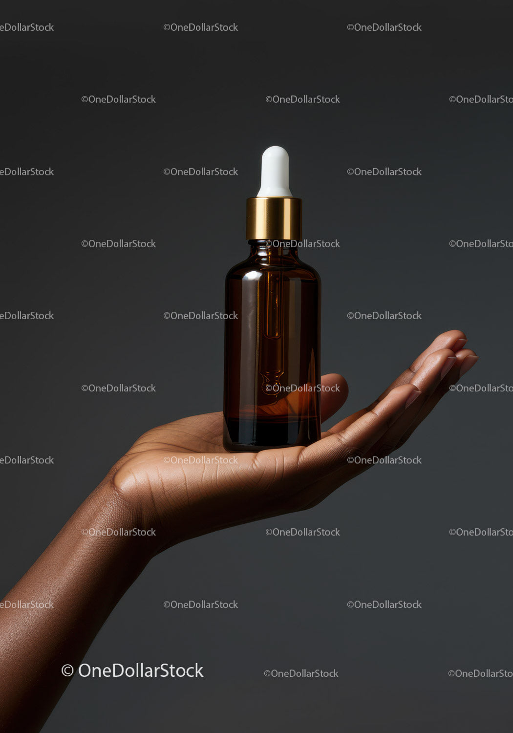 Elegant Amber Dropper Bottle for Skincare Serum