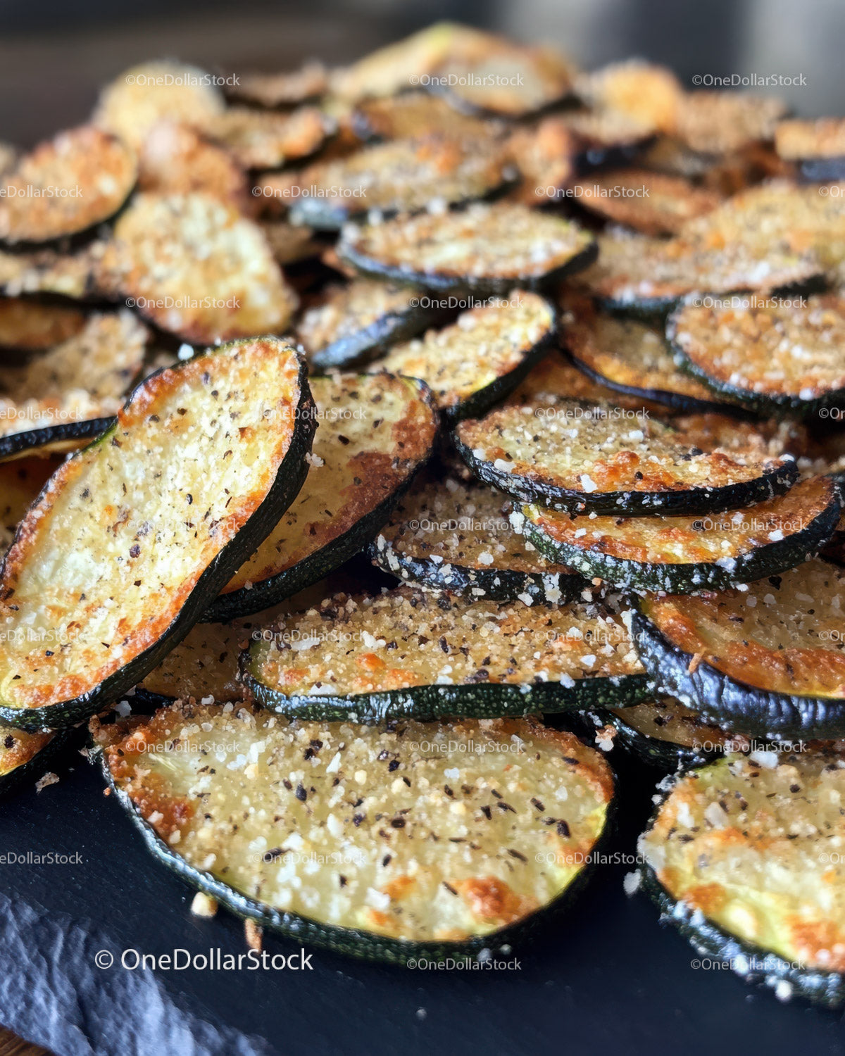 Crispy Baked Zucchini Slices Perfect for Healthy Snacks