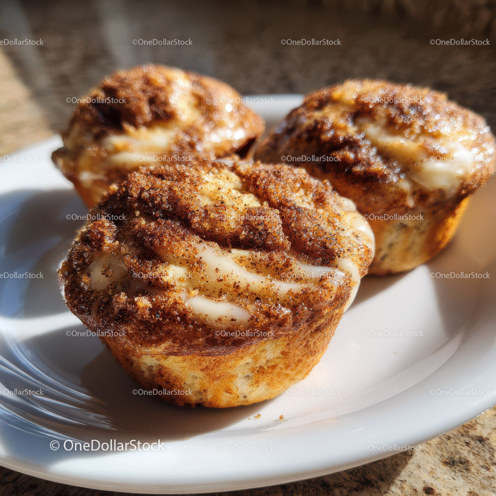 Golden Cinnamon Rolls with Glazed Sugar Topping