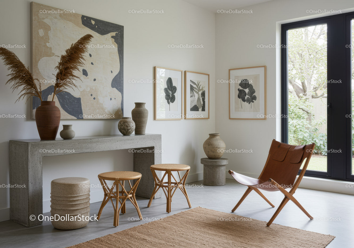 Minimalistyczny salon z rustykalnym wystrojem i naturalnym światłem