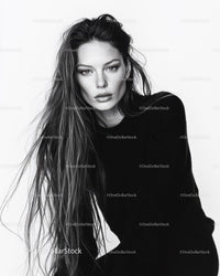 Elegant Black and White Fashion Portrait of a Confident Woman