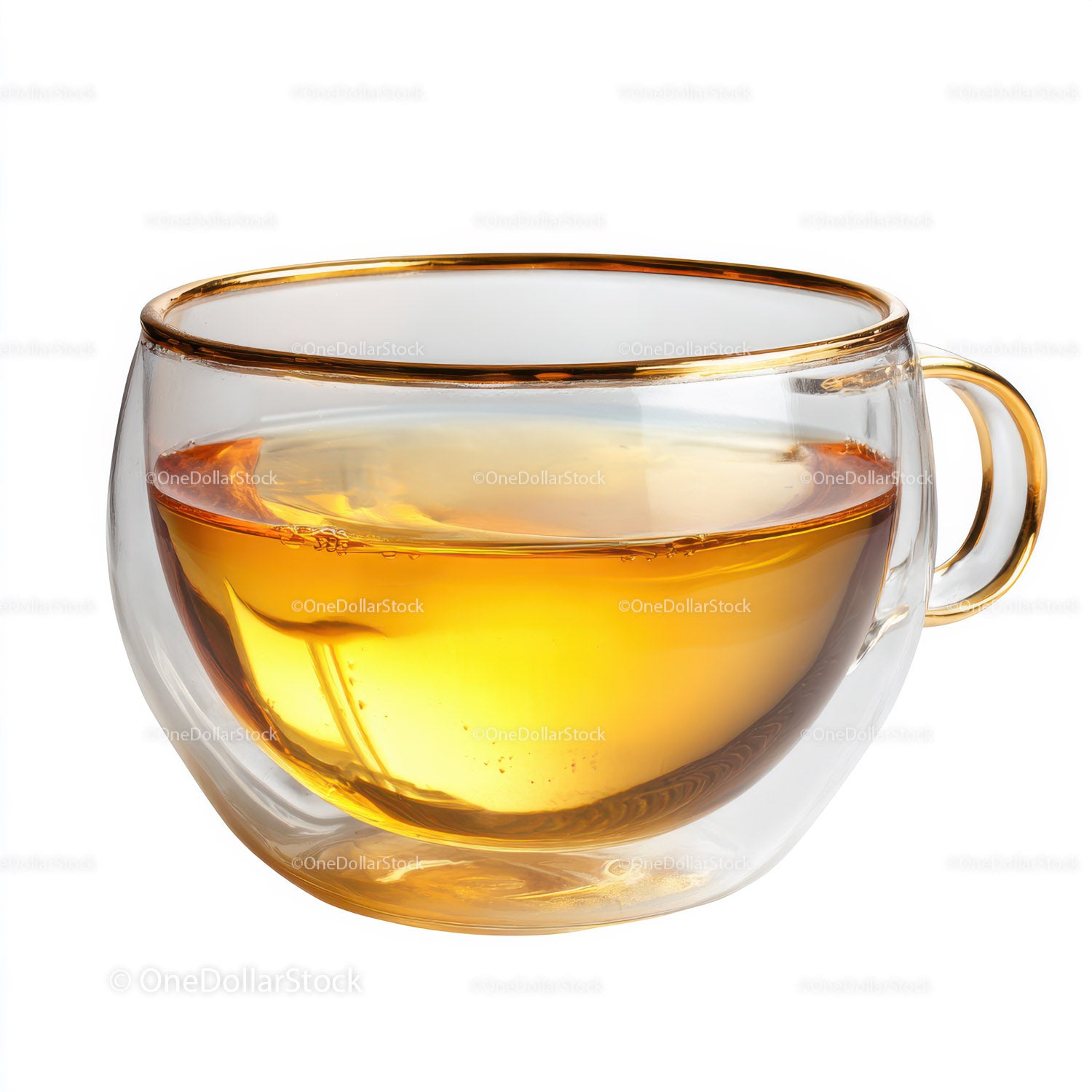 Elegant Clear Glass Tea Cup with Amber Liquid for Refreshing Drinks