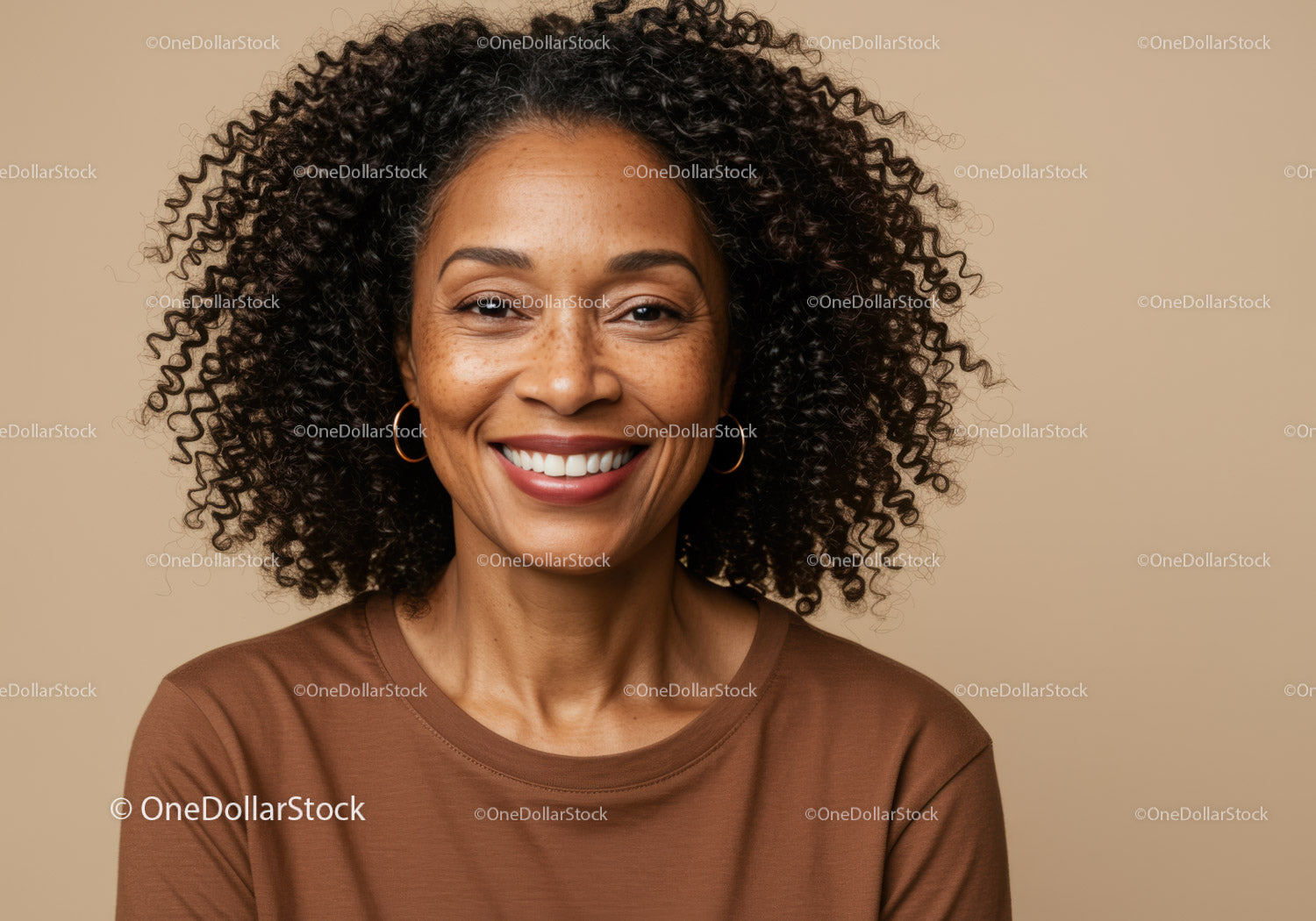 Smiling Woman with Curly Hair and Bright Expression