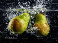 Fresh Pears Splash in Water with Dynamic Motion and Vibrant Colors