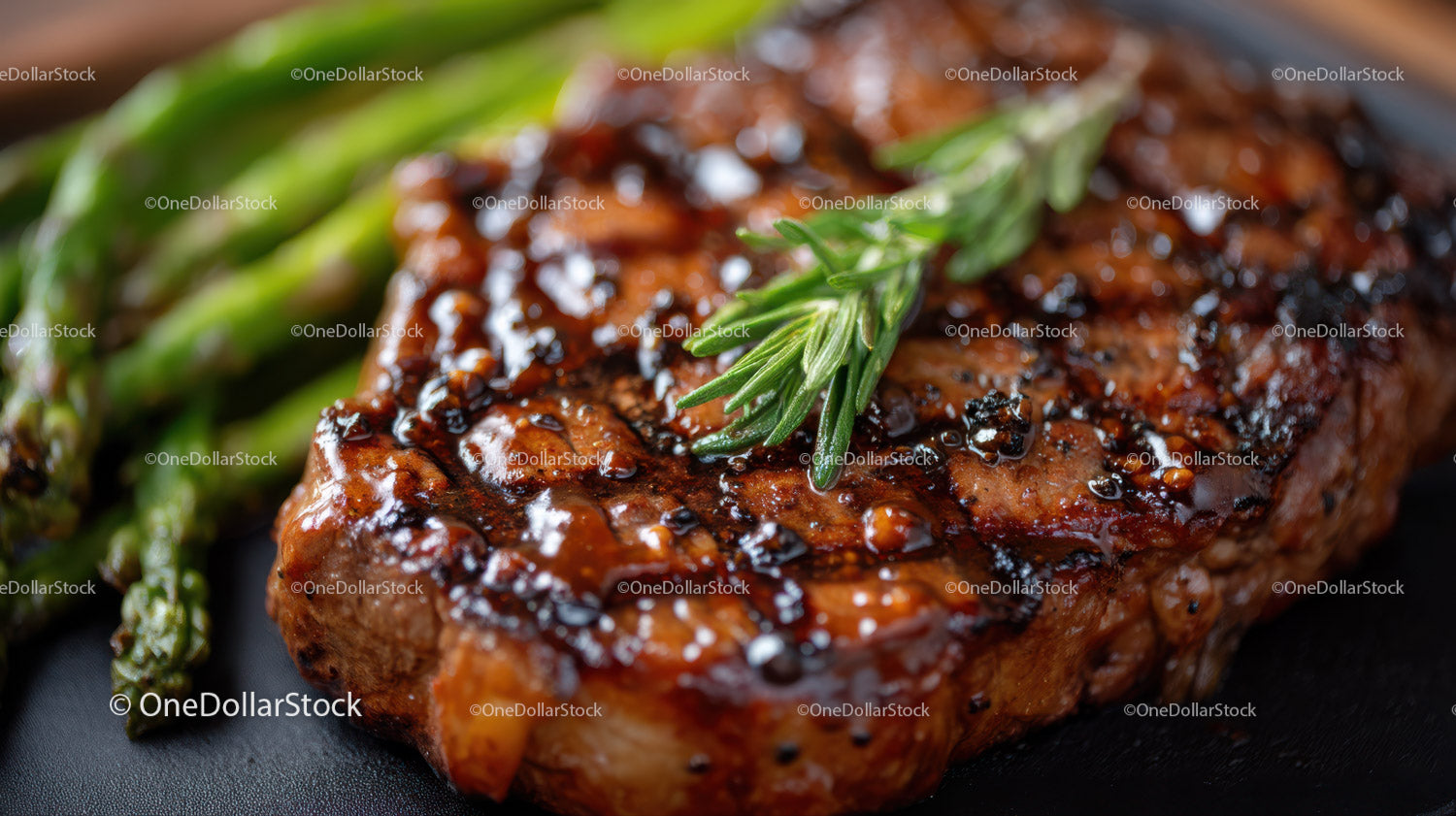 Juicy Grilled Steak with Fresh Rosemary and Asparagus