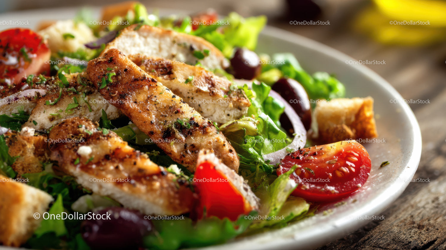 Grilled Chicken Strips with Fresh Mixed Green Salad and Cherry Tomatoes