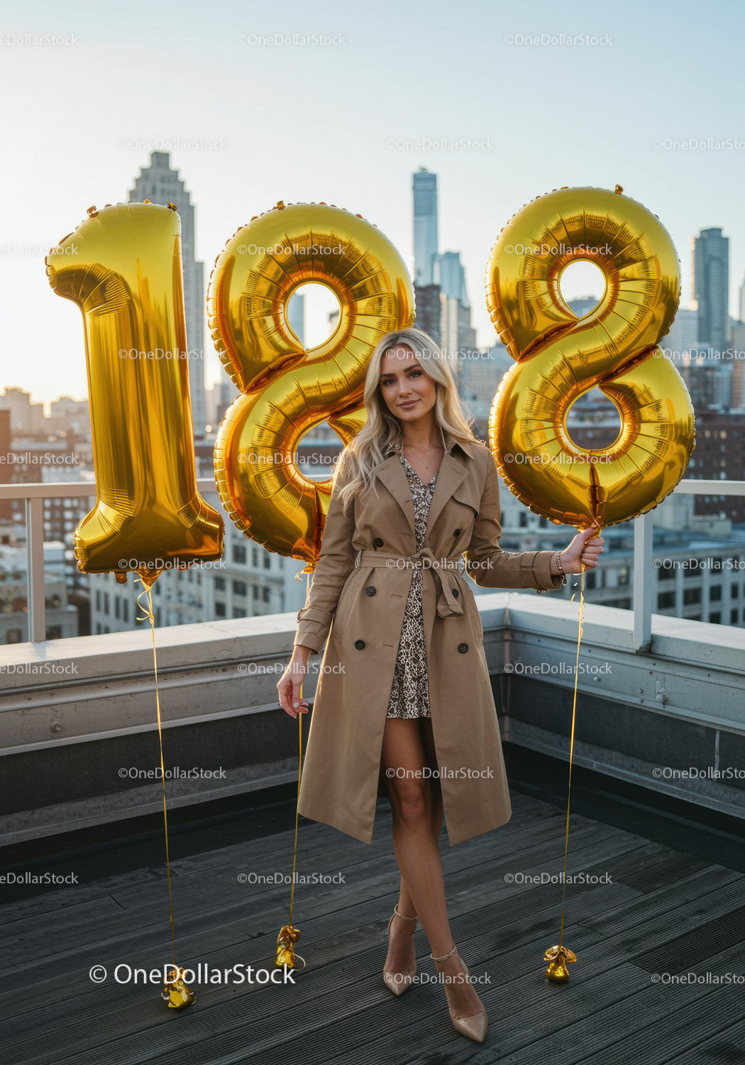 Elegancka młoda kobieta świętująca 18 urodziny z balonami